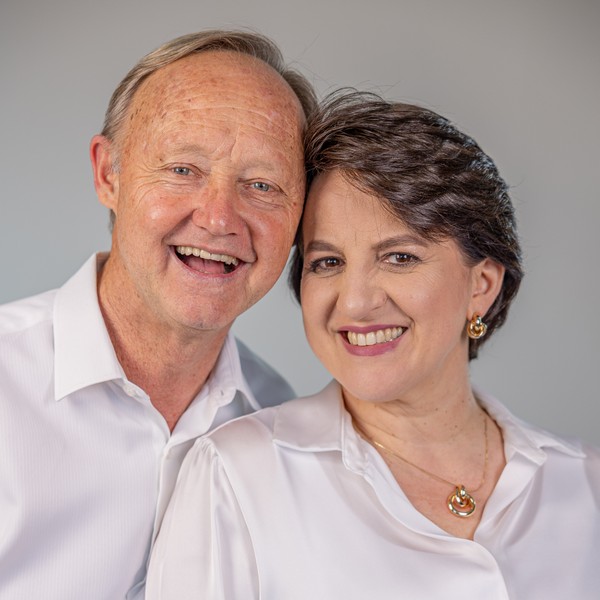 Prs. Dinho e Regina